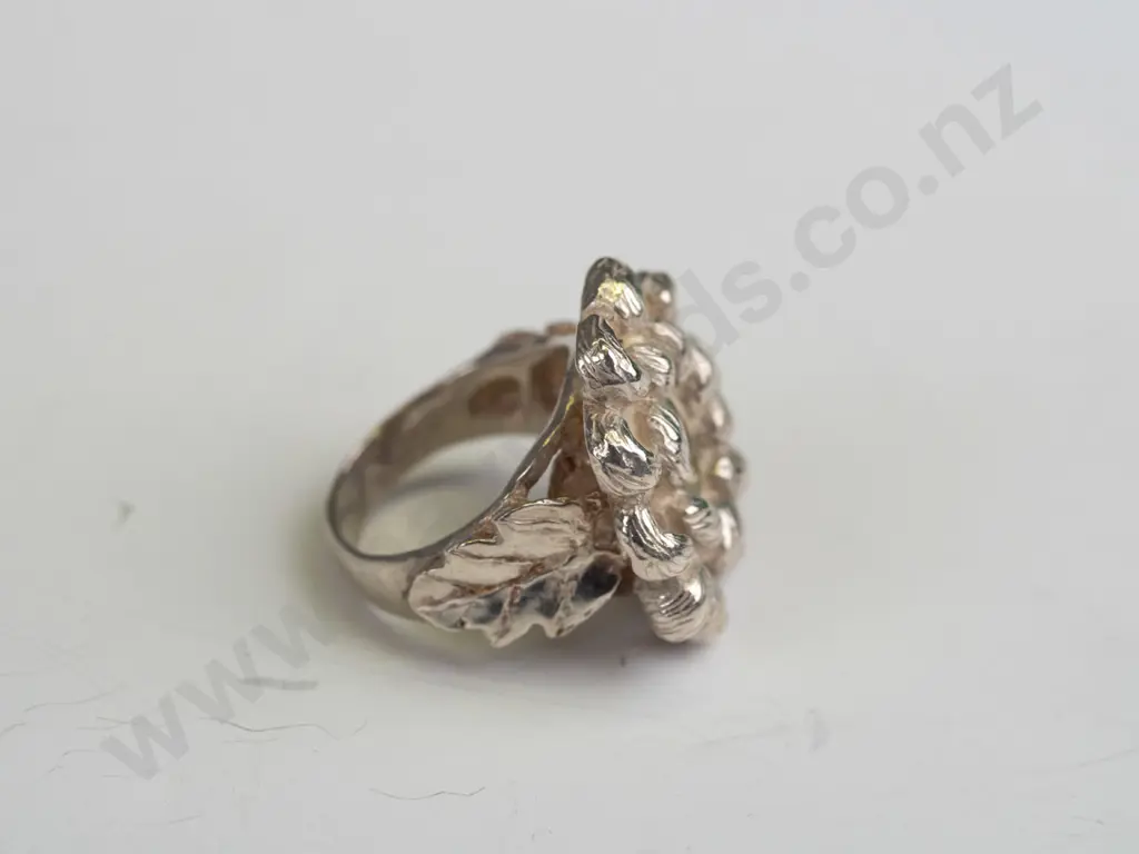 silver ring with green stone stamped stg size N.5 Image 1++