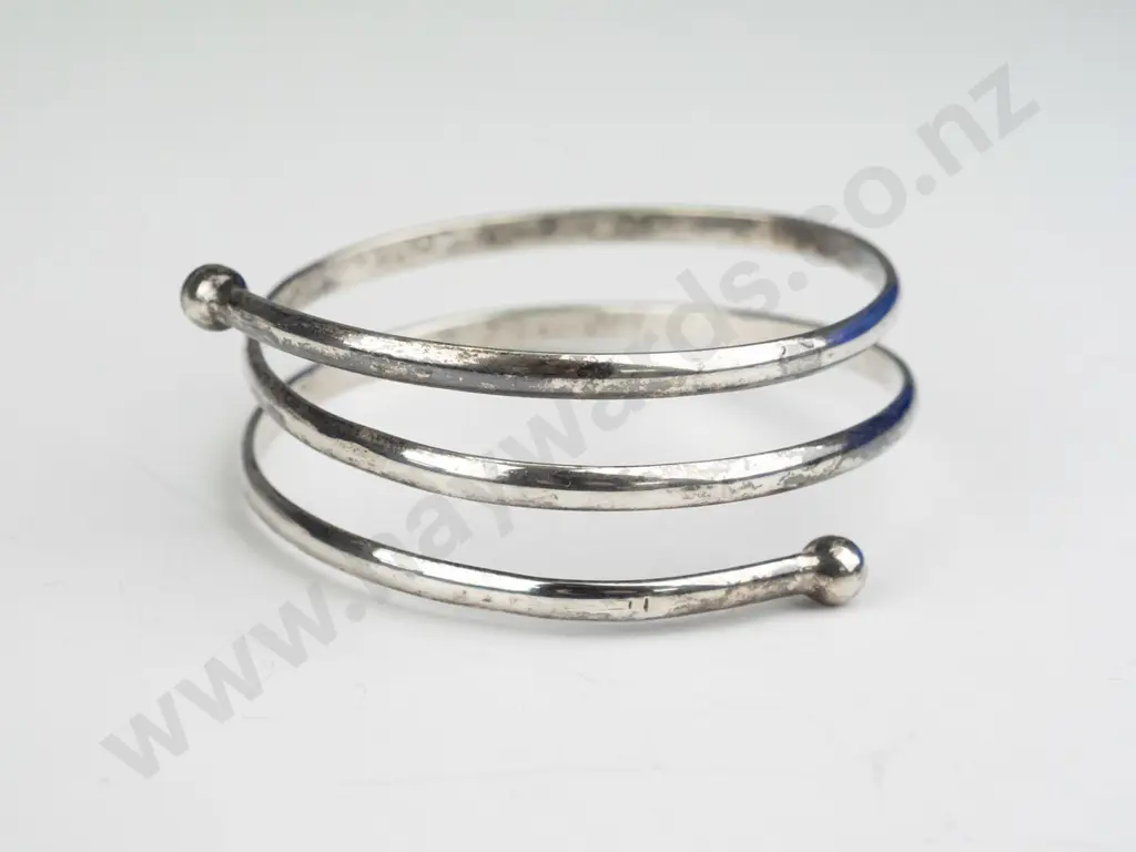 silver bangle Image 1++