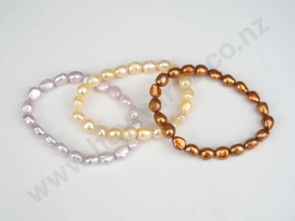 3x real pearl bracelets 36gms Image 1++
