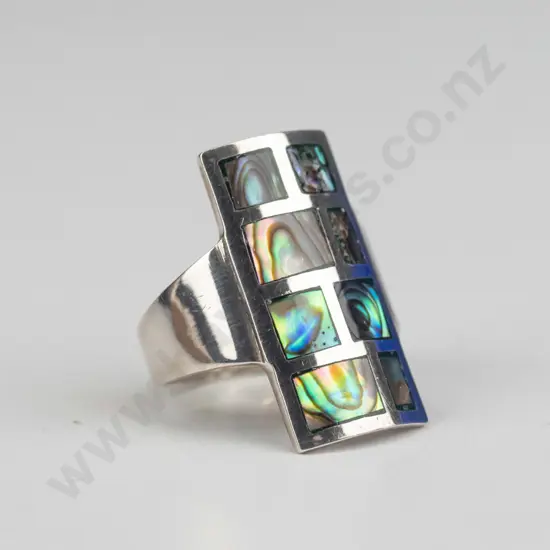 silver paua shell ring stamped 925 size O.5