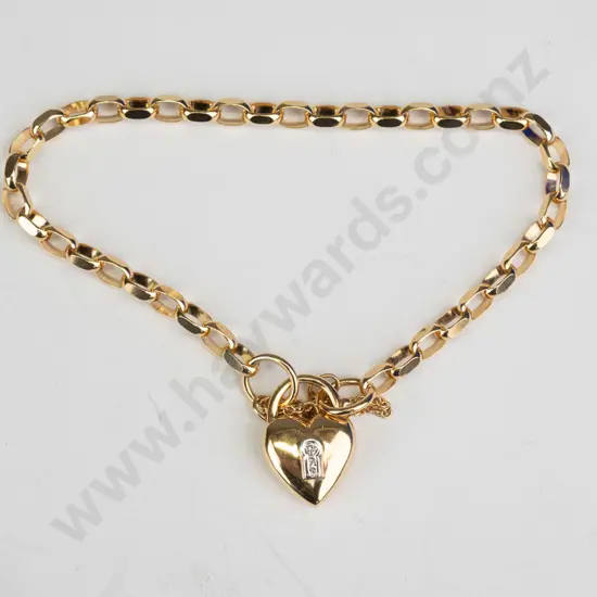 9ct gold and diamond bracelet 10gms