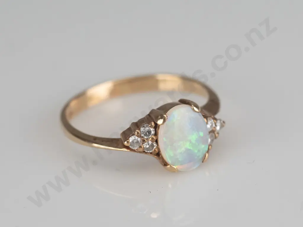 opal & cz ring stamped 375   2.14gm size N.5 Image 1++