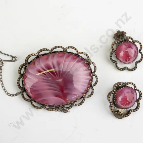 costume brooch with safety chain & earring set [clip on]