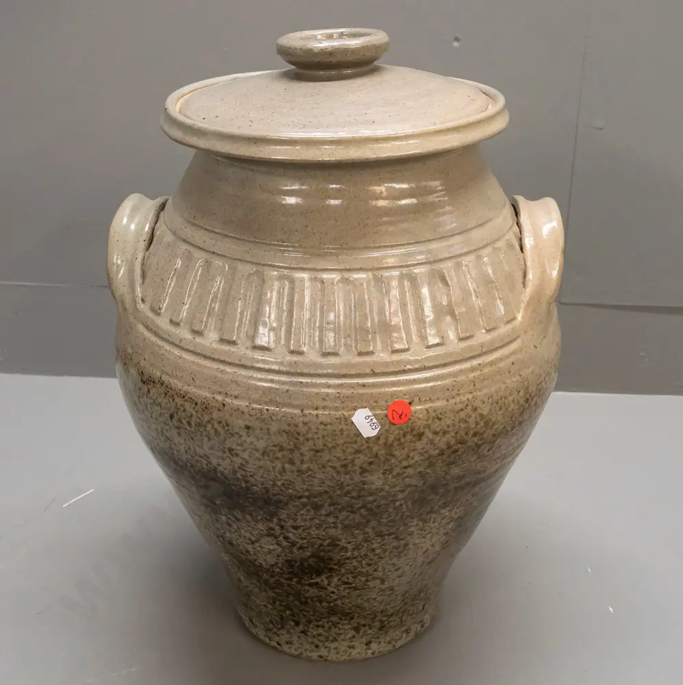 large New Zealand studio pottery lidded vessel with applied lug handles and band of fluted decoration - no maker's mark Image 1++