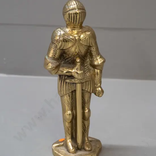 solid cast brass knight figure - some pitting around base H-210