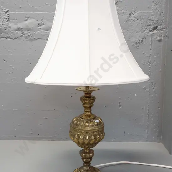 cast brass table lamp with gadrooned urn shape, panelled shade H-650 D-400