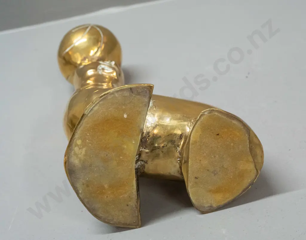 polished cast brass figure - seal balancing ball on nose H-230 Image 1++