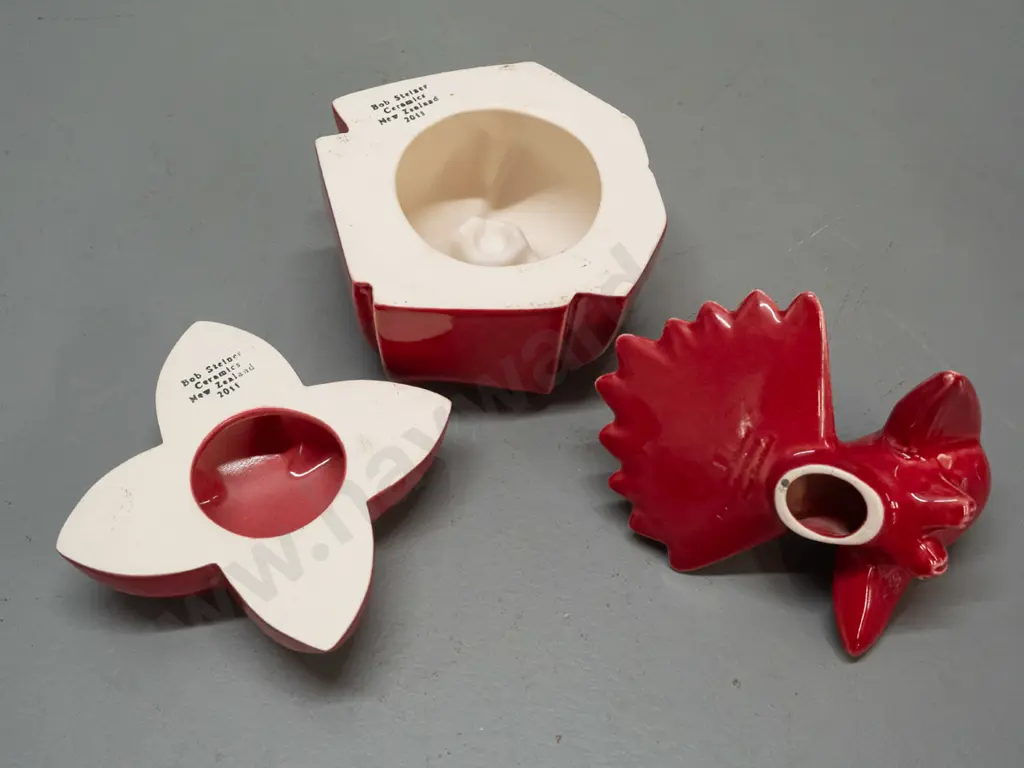 3 Bob Steiner studio pottery ornaments - fantail, flower bud and 4-point star shaped piece. Image 1++