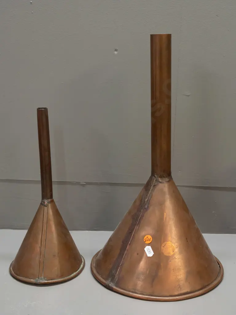2 vintage copper funnels - some denting and age wear - larger is H-420 Diamater 240 Image 1++