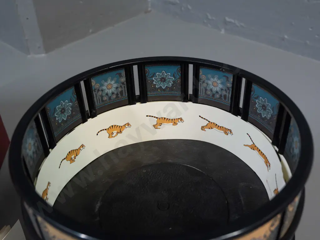 Hemisferium reproduction zoetrope moving picture device with spinning gallery and assorted paper animation image strips Image 1++