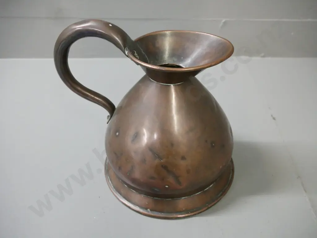 Victorian copper haystack imperial half-gallon measuring jug "VR" & shield stamp to inner rim H-230 D-210 Image 1++