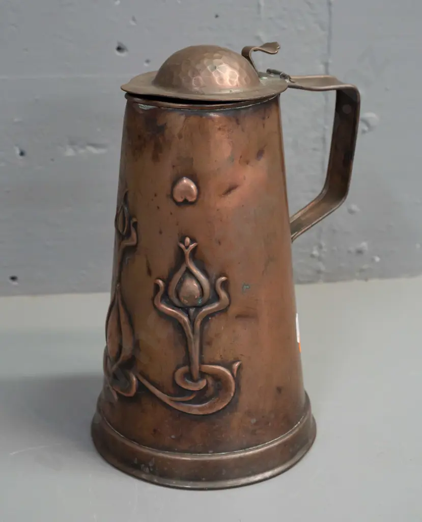 vintage arts & crafts style pressed copper-plated jug with hand beaten hinged lid - some dents and discolouration H-240 Image 1++