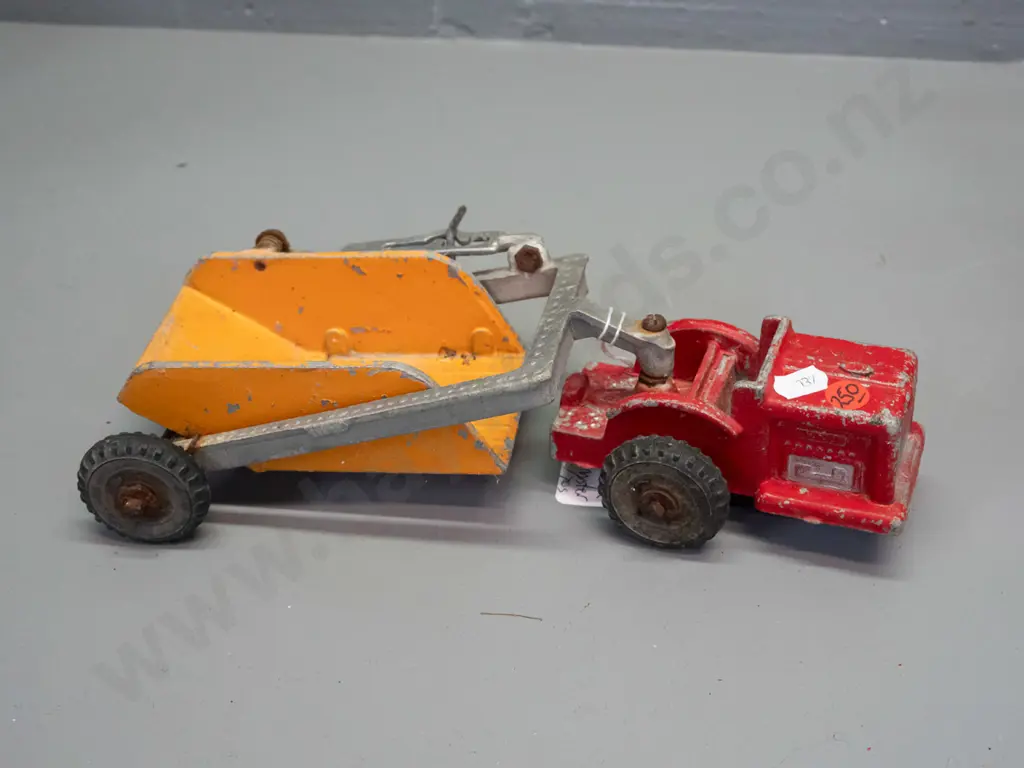 vintage cast alloy road scraper - McKenzie & Bannister 1960s Jumbo motor scraper according to tag. No maker's marks. Image 1++