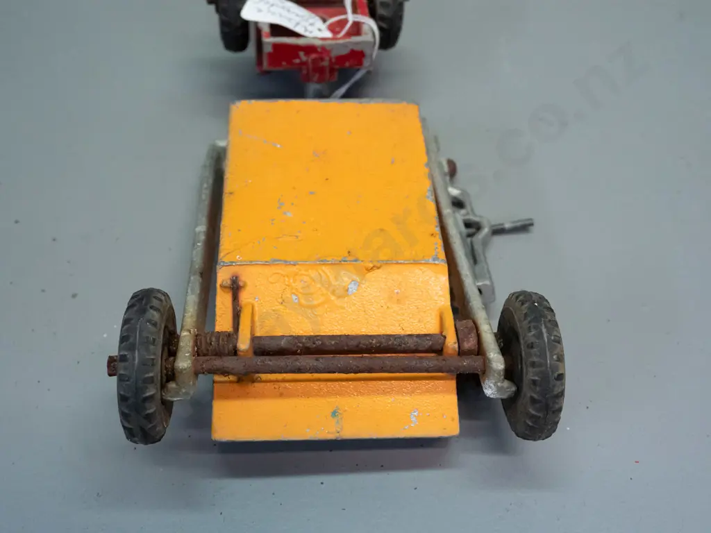 vintage cast alloy road scraper - McKenzie & Bannister 1960s Jumbo motor scraper according to tag. No maker's marks. Image 1++