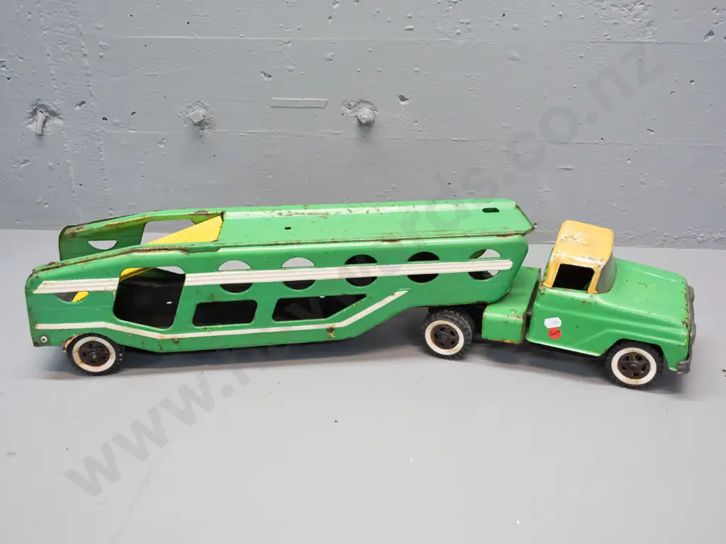 vintage tin toy car transporter truck and trailer, wheels marked Tonka - overall paint wear, corrosion, denting, small Image 1++