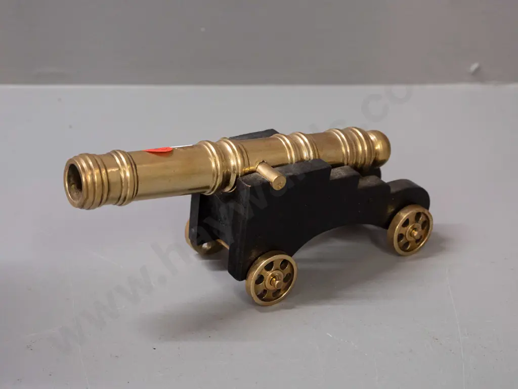 small polished brass ornamental cannon on wooden carriage with brass wheels H-90 L-210 Image 1++