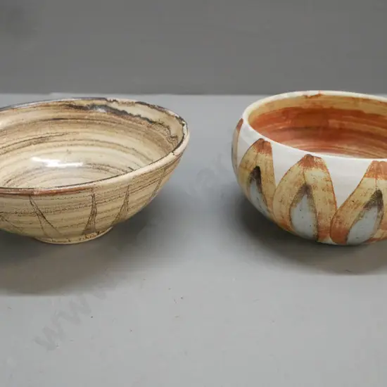 2x small Hanmer pottery bowls, larger D-145