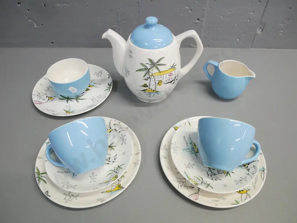 Barker Bros England Royal Tudor Ware "South Pacific" tea for two: 2x trios cream & sugar teapot 1x extra plate Image 1++