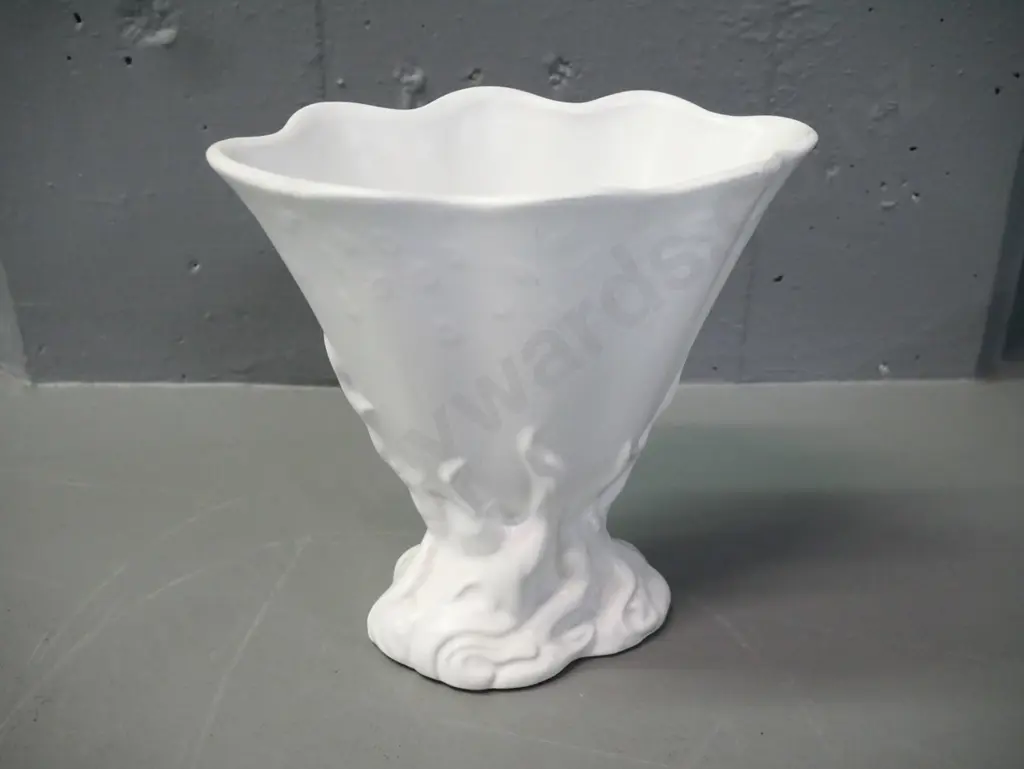 Crown Lynn #644 gnarled tree root vase H-170 W-180 [couple scratches to glaze] Image 1++