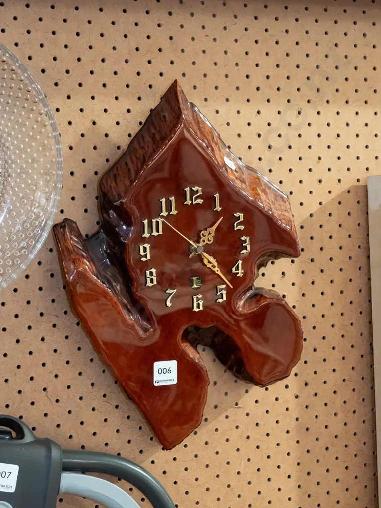 wooden rustic wall clock Image 1++