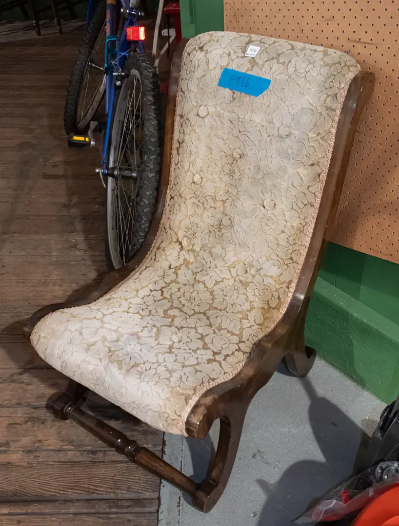 floral upholstered mahogany nursing chair Image 1++