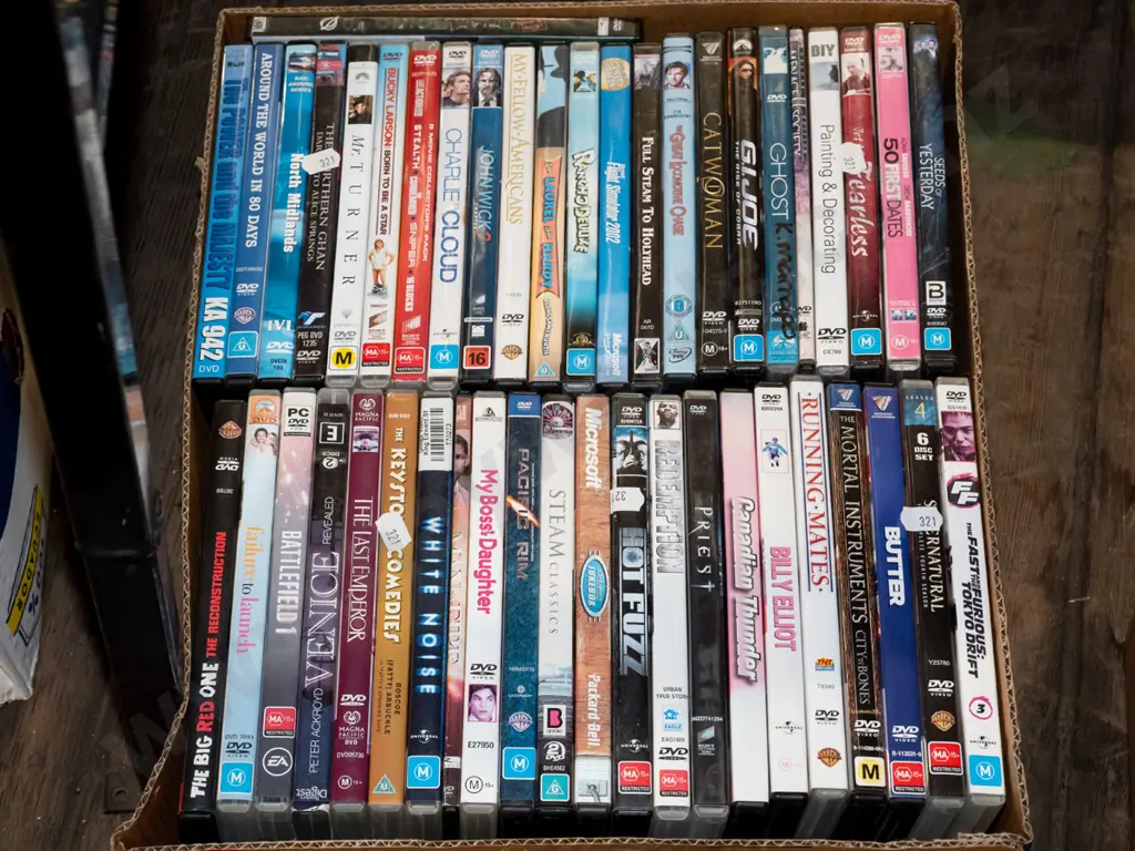 box; DVDs Image 1++