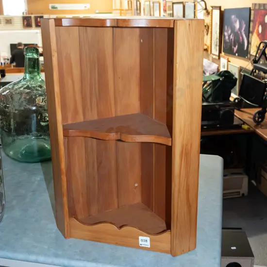 small oregon corner shelves H500 W340