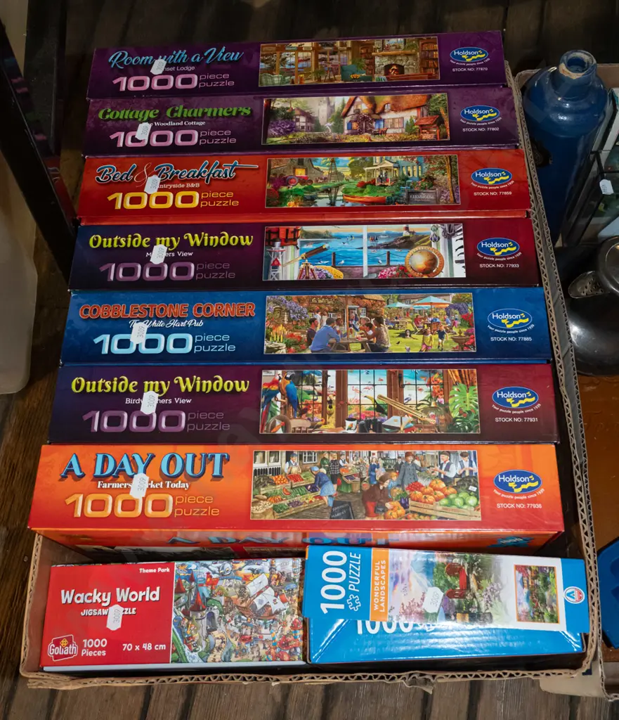 box of puzzles Image 1++