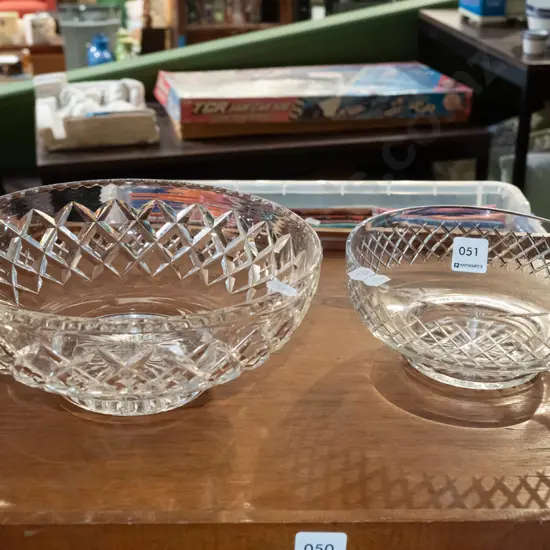 2x cut crystal bowls Diam230