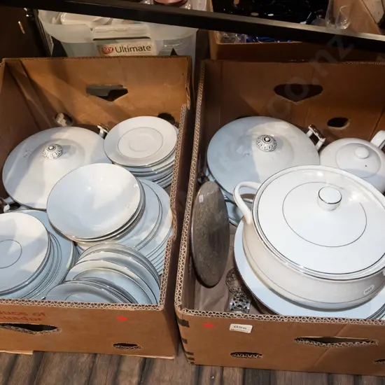 2x boxes; Japanese bridal lace dinner items; plates, bowls etc - red dots