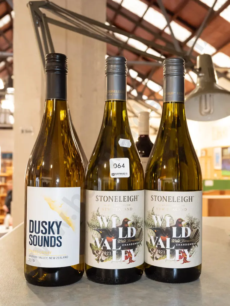 2x Stoneleigh chardonnay 2021, 1x Dusky Sounds chardonnay 2019 Image 1++