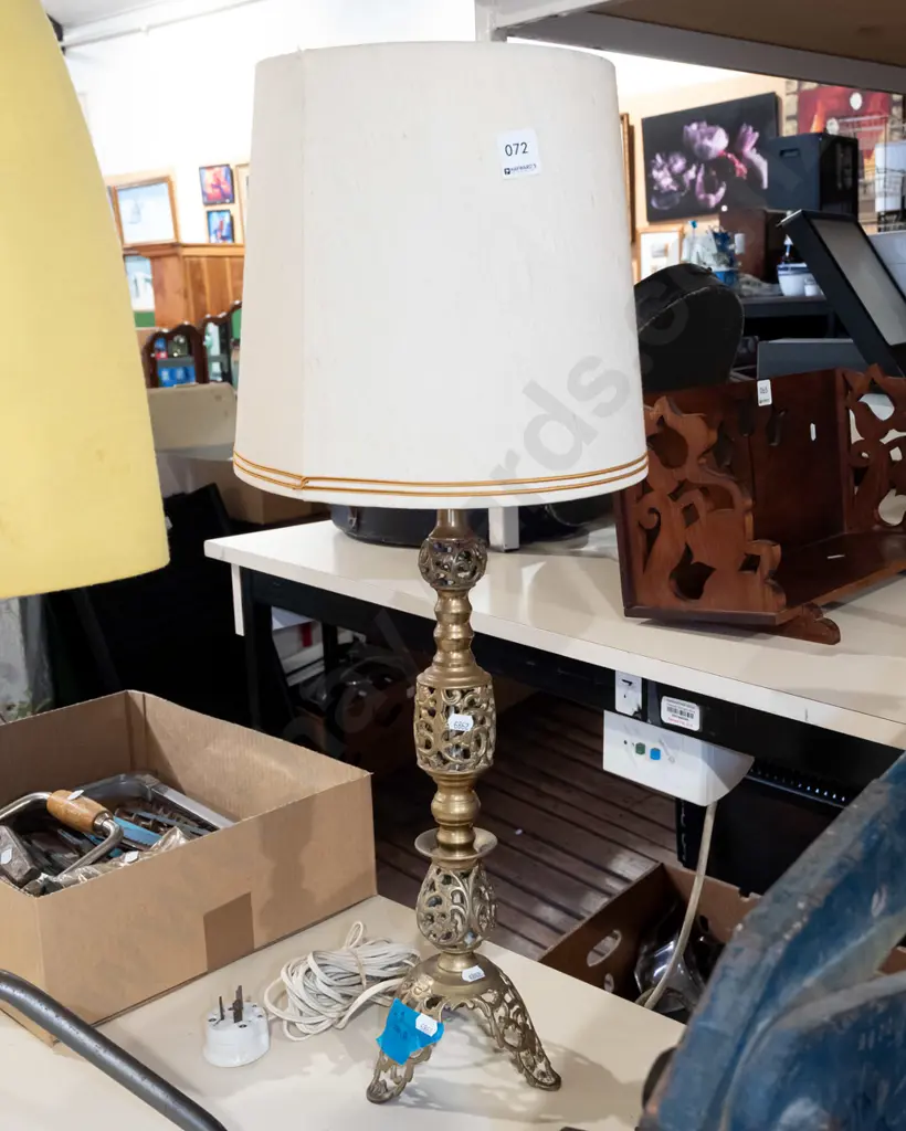 brass based table lamp H700 Image 1++