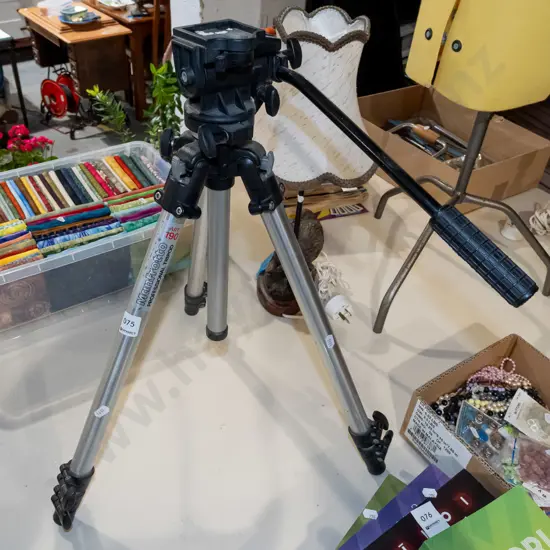 Manfrotto camera tripod - as-is, missing quick-release plate