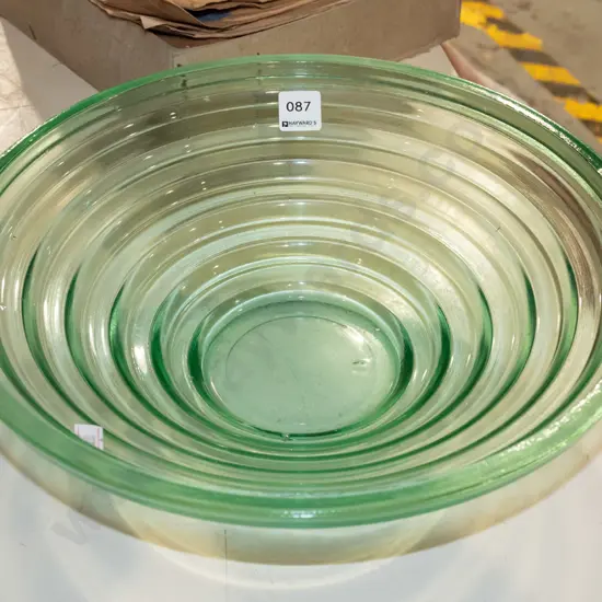 ribbed green glass bowl Diam350