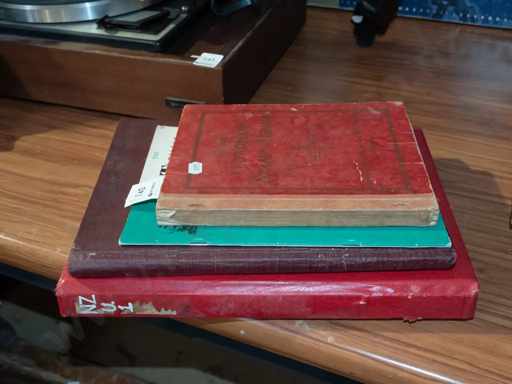 stamp albums Image 1++