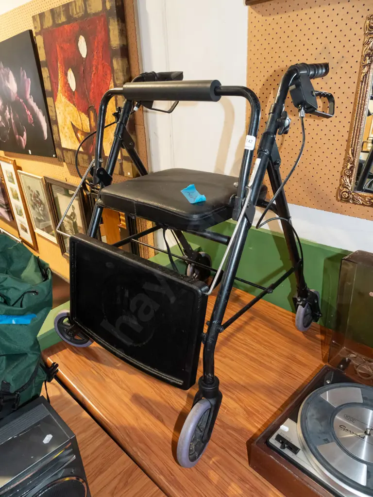 walking frame Image 1++