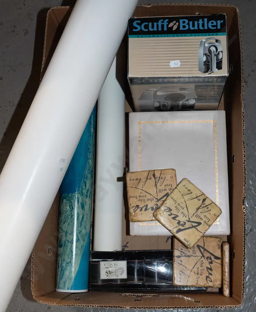 box; poster prints, posters, jewellery box etc Image 1++
