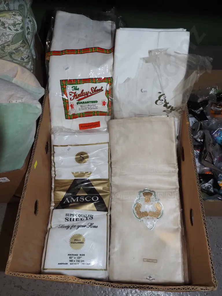 box; as new old Irish linen Image 1++
