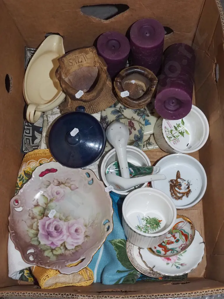 box; rammekins, candles, bowls etc Image 1++