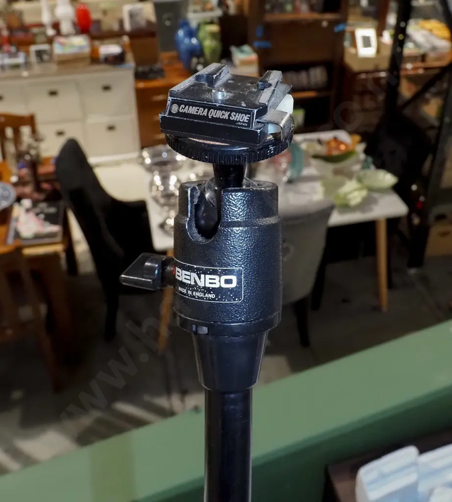 unusual Benbo multi adjustable camera tripod - as-is, no quick-release plate Image 1++