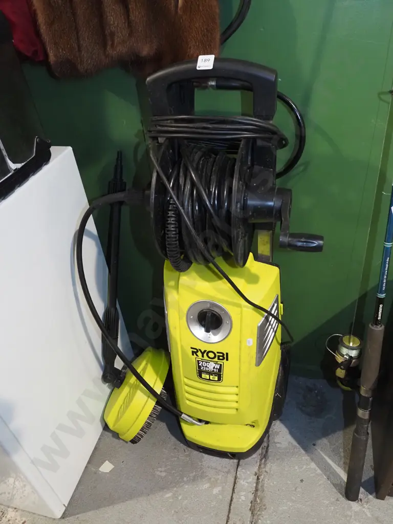 Ryobi 2000W water blaster with deck cleaning attachment Image 1++