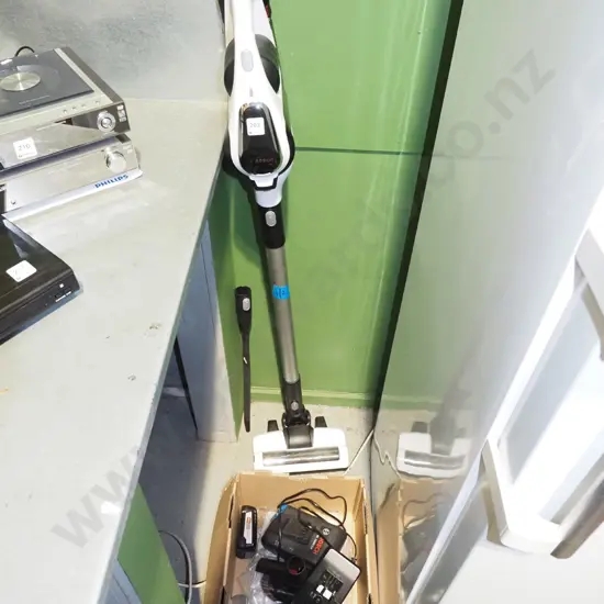 Bosch stick vacuum and accessories
