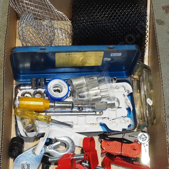 box; part socket, set, ash tray, gutter guard etc