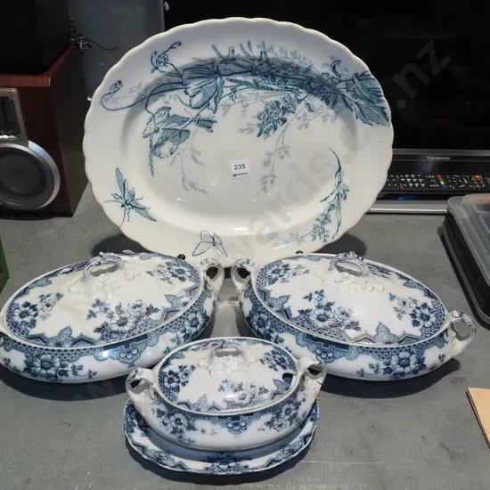 ashet, 2x lidded veges, small soup tureen - repairs and damage