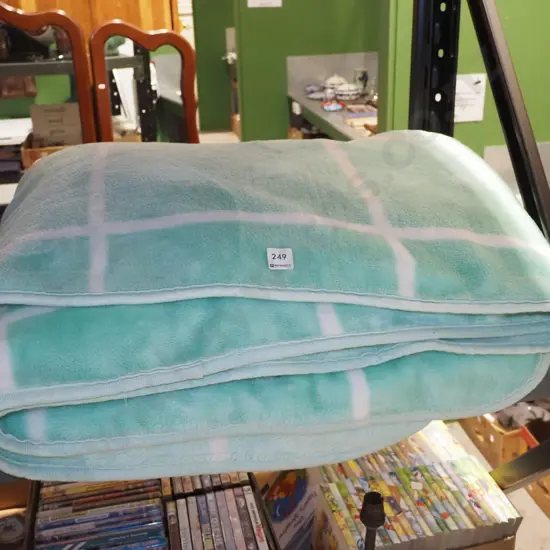 polyester blanket