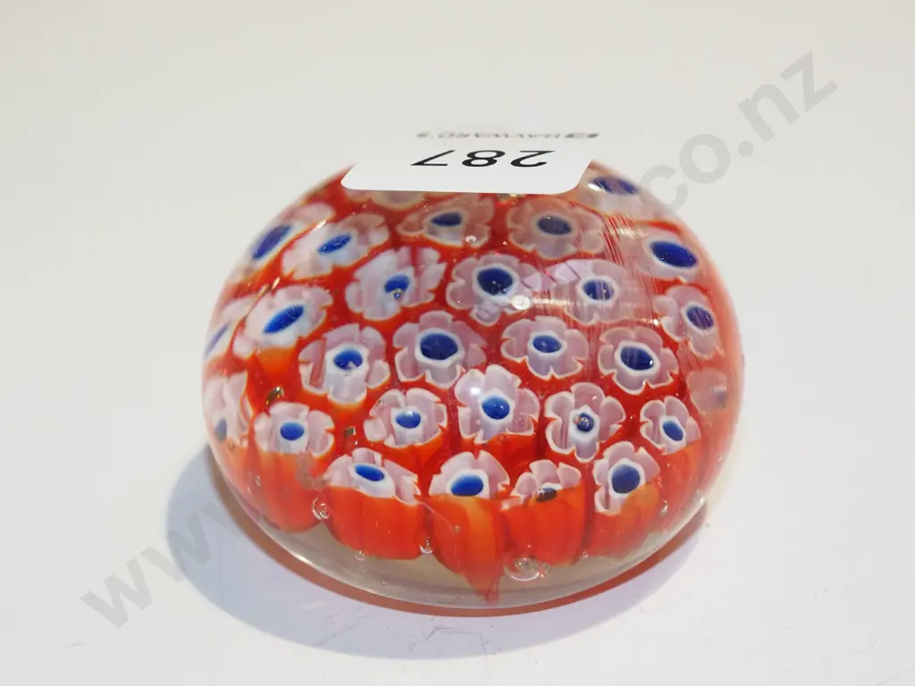 small glass paperweight Diam55 Image 1++
