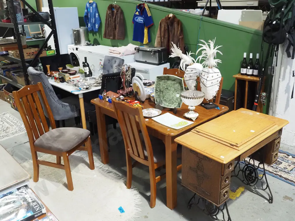 small solid pine table with 4 matching upholstered slat back chairs - some scratches H770 W120 D800 Image 1++