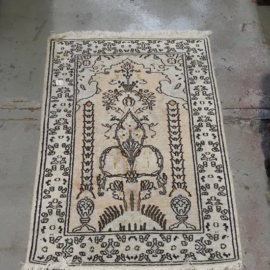 faded floor mat L1000 W625
