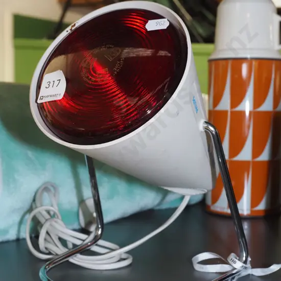 Phillips infra red light