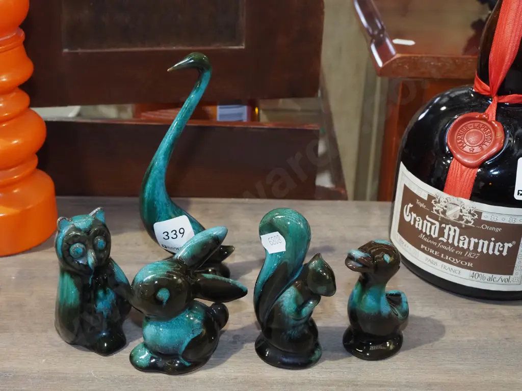 5x Blue Mountain pottery figurines Tallest H150 Image 1++